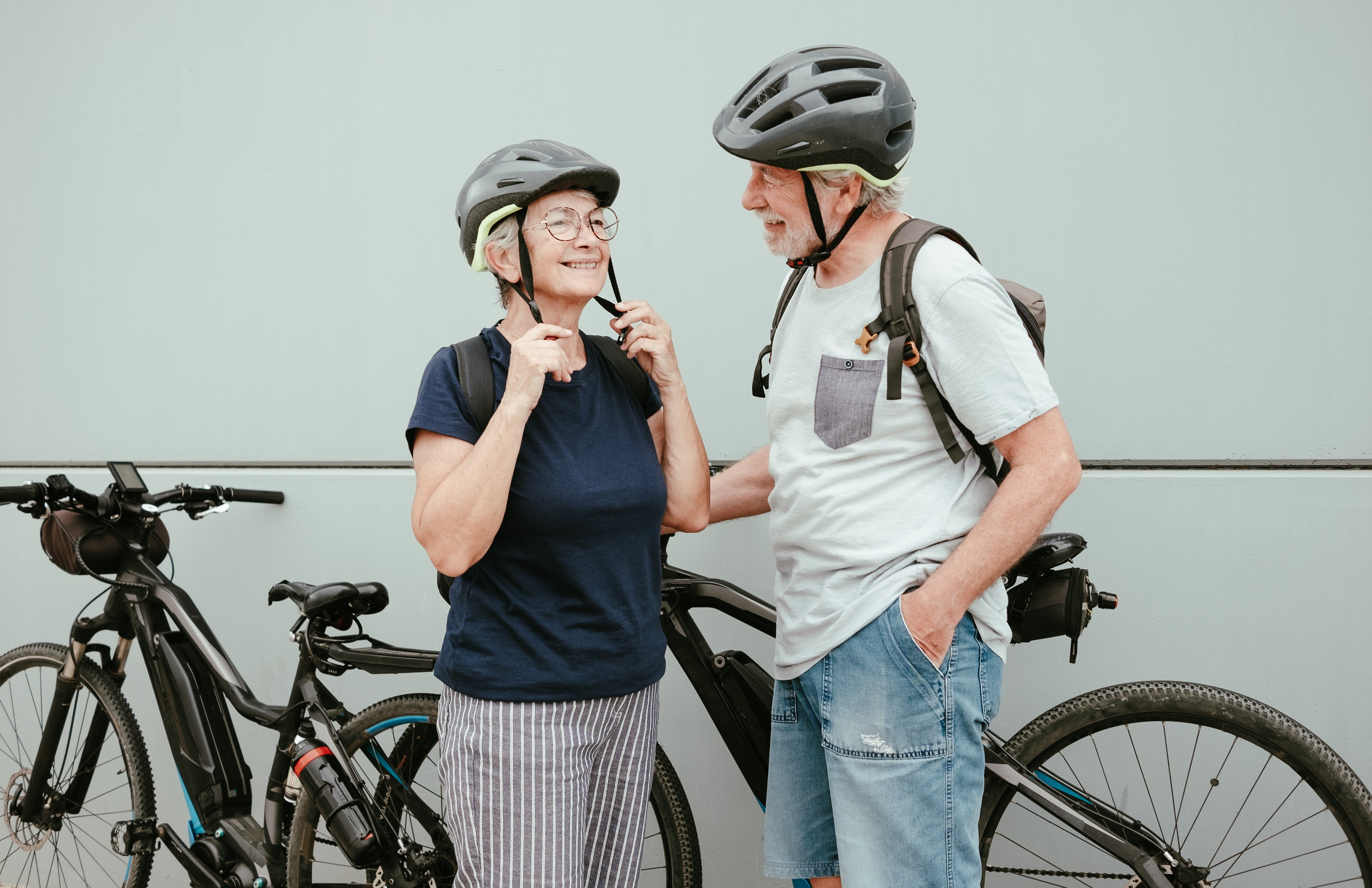 Wanneer moet je een helm dragen op een elektrische fiets?