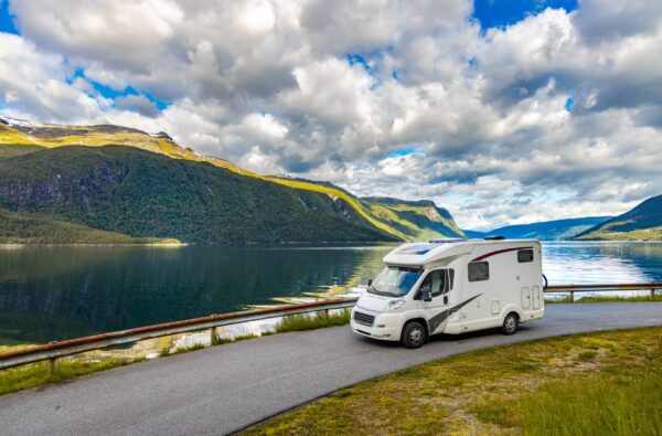 De juiste bandenspanning voor je camper